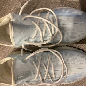 Excellent Condition Yeezy size 12 Light Blue